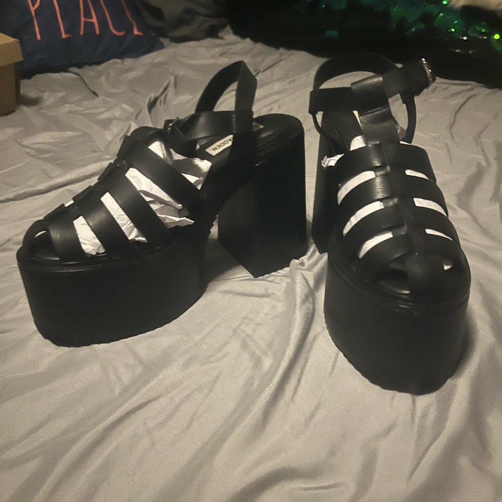Steve Madden Black Platform Gladiator Shoes